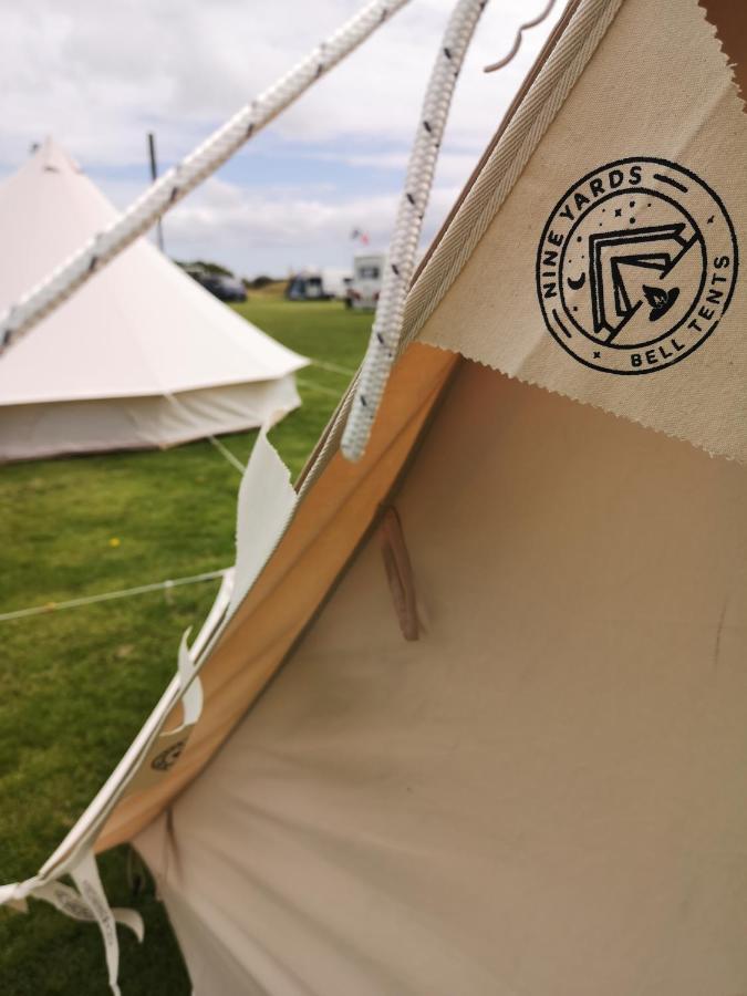 Nine Yards Bell Tents At The Tt - كاسلتاون المظهر الخارجي الصورة